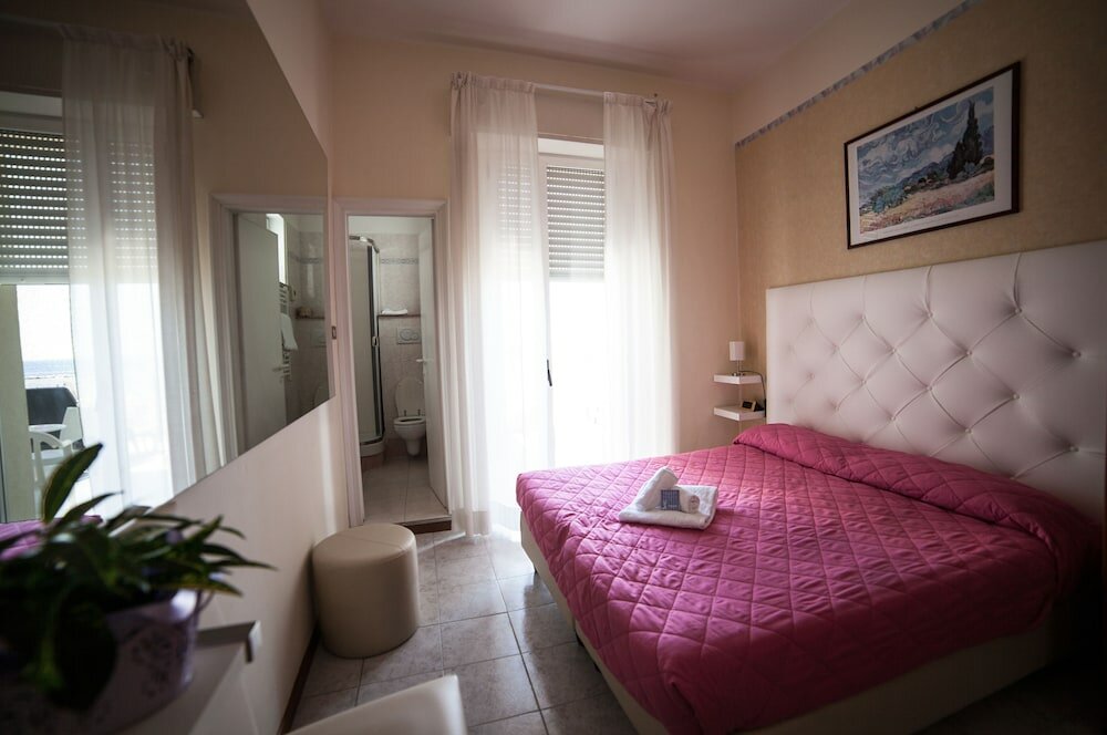 Фото Riviera Mare Beach Life Hotel