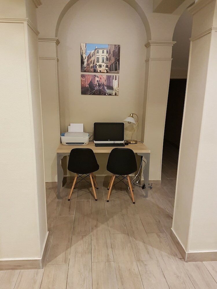 Фото The Originals Boutique, Hôtel Danieli, Avignon