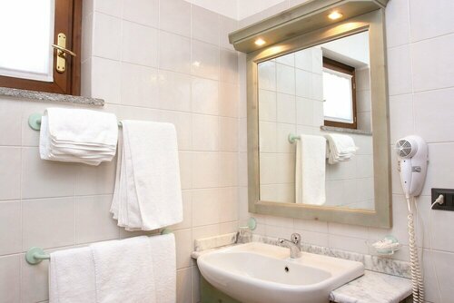 Гостиница Residence villa Frejus в Бардонеккии