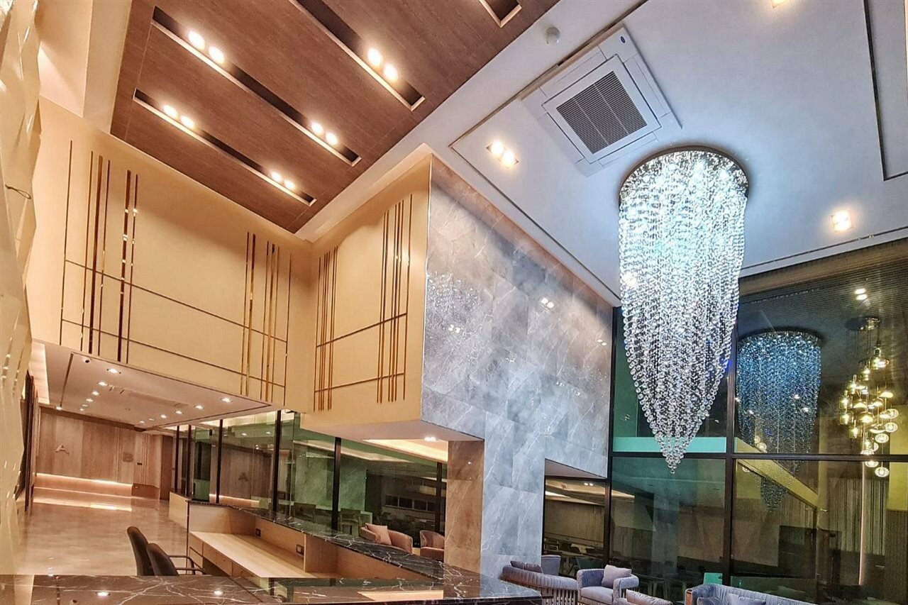 Фото Thana Wisut Hotel