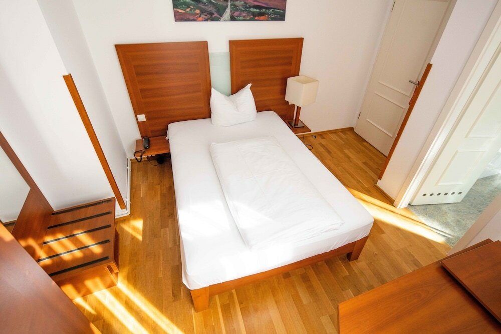 Фото Hotel Graf Zeppelin