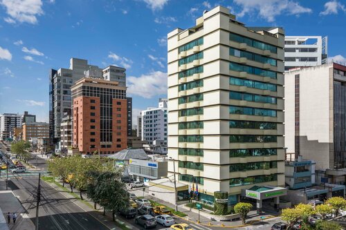 Гостиница Wyndham Garden Quito в Кито