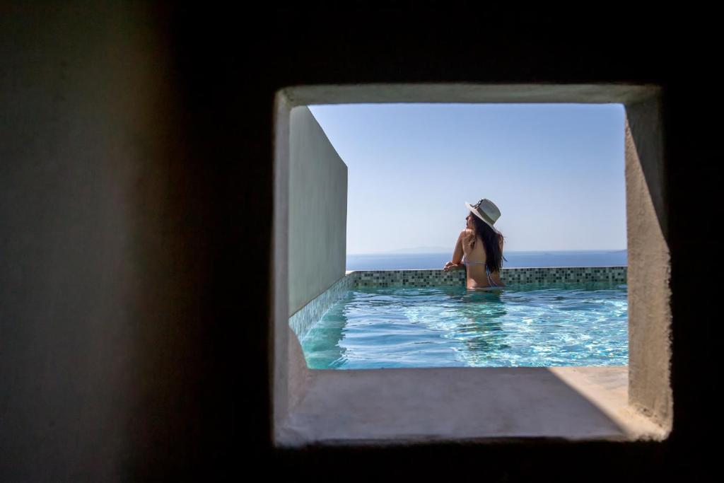 Фото Aeolis Tinos Suites