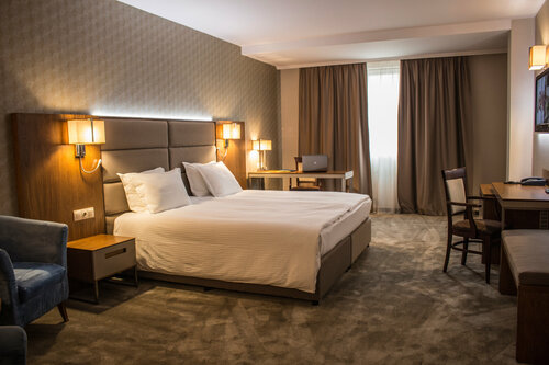 Гостиница Golden Tulip Varna в Варне