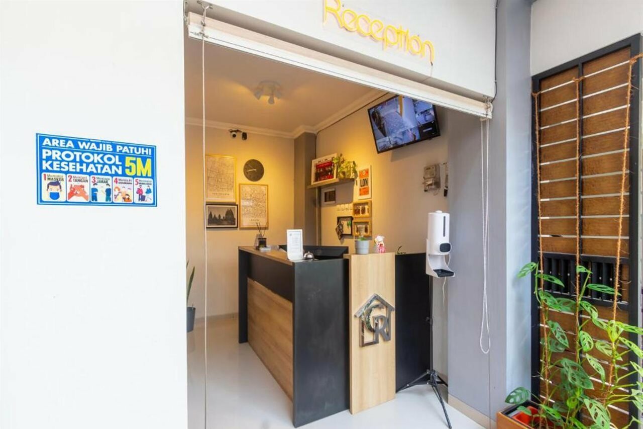 Фото Super Oyo Collection O 3280 Cendhani Raras