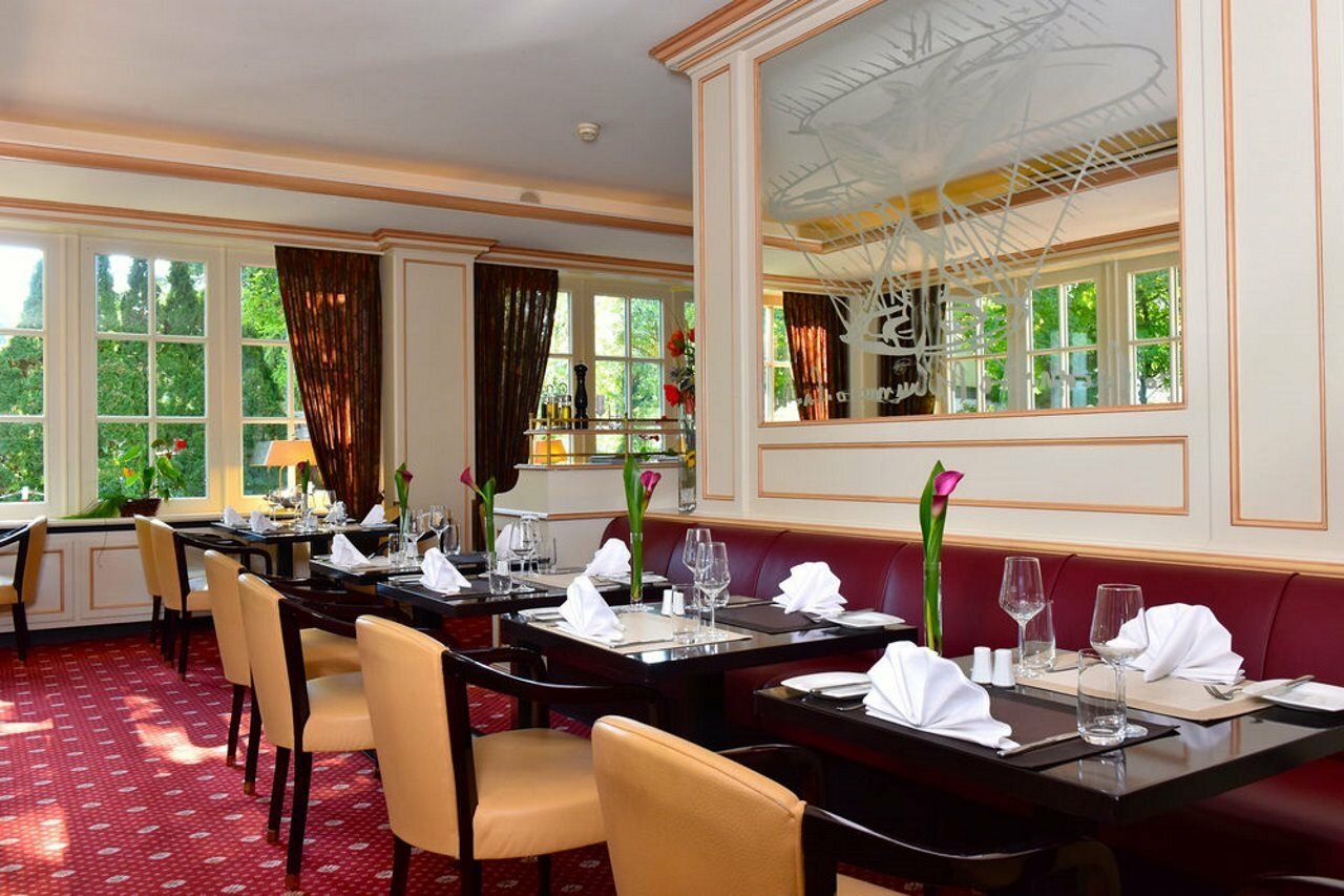 Фото Courtyard by Marriott Hamburg Airport