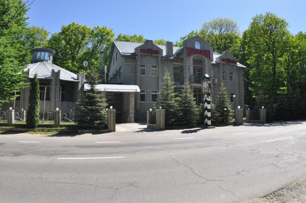 Фото отеля 2