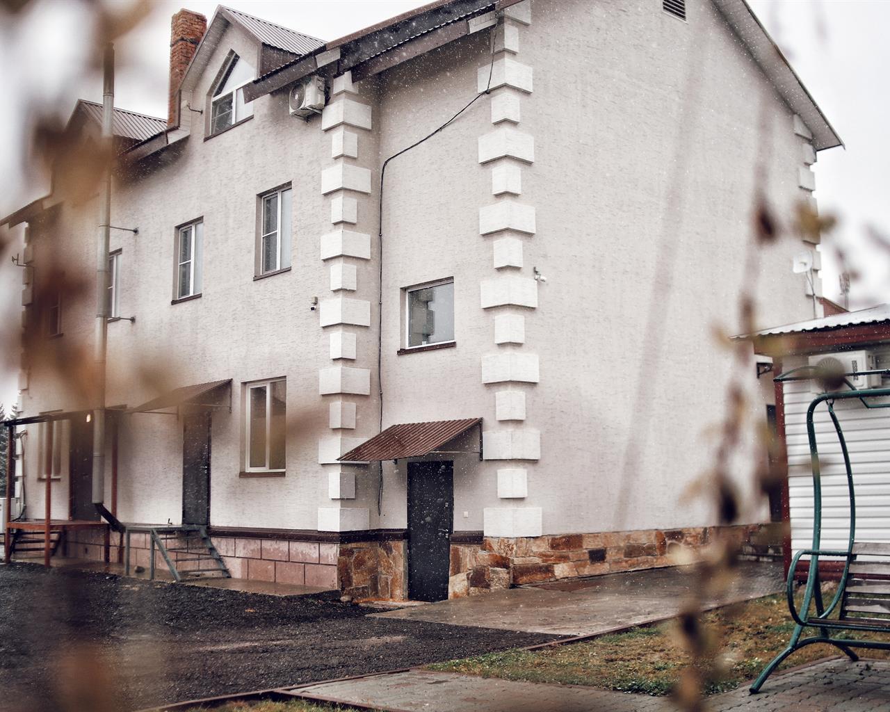 Фото Мини-отель Гости