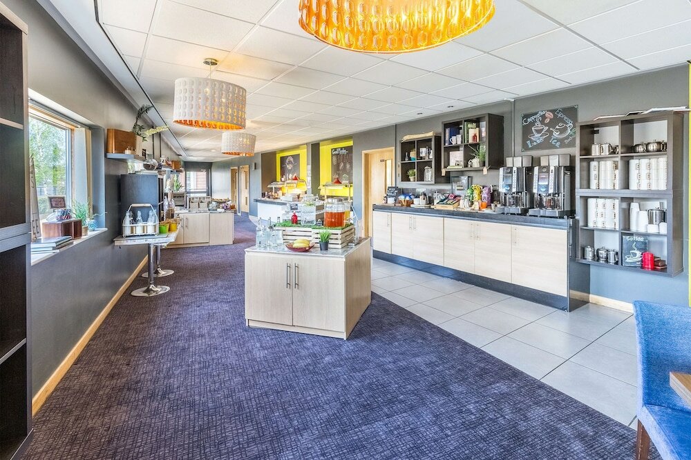 Фото Park Inn by Radisson Peterborough