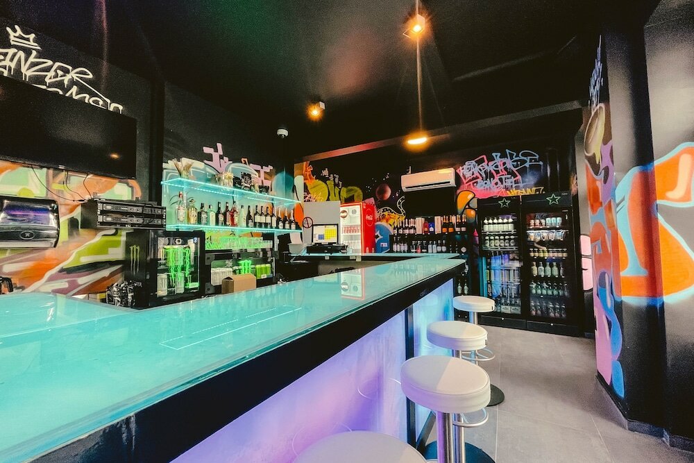 Фото Hotel California