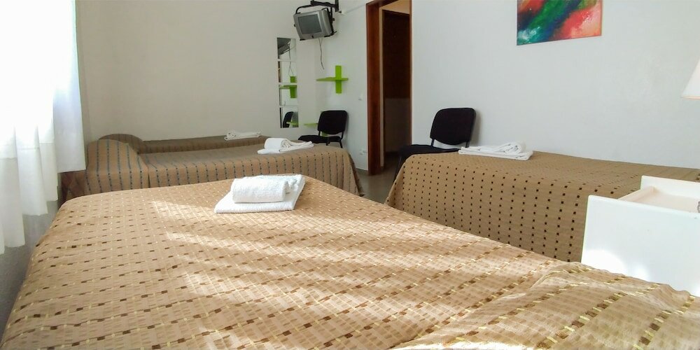 Фото E-Nove Lounge Hostel Caffe