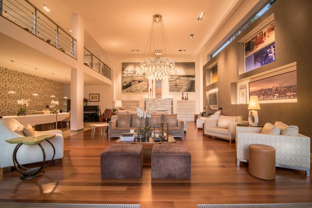 Фото Villa Orange Charm Guesthouse