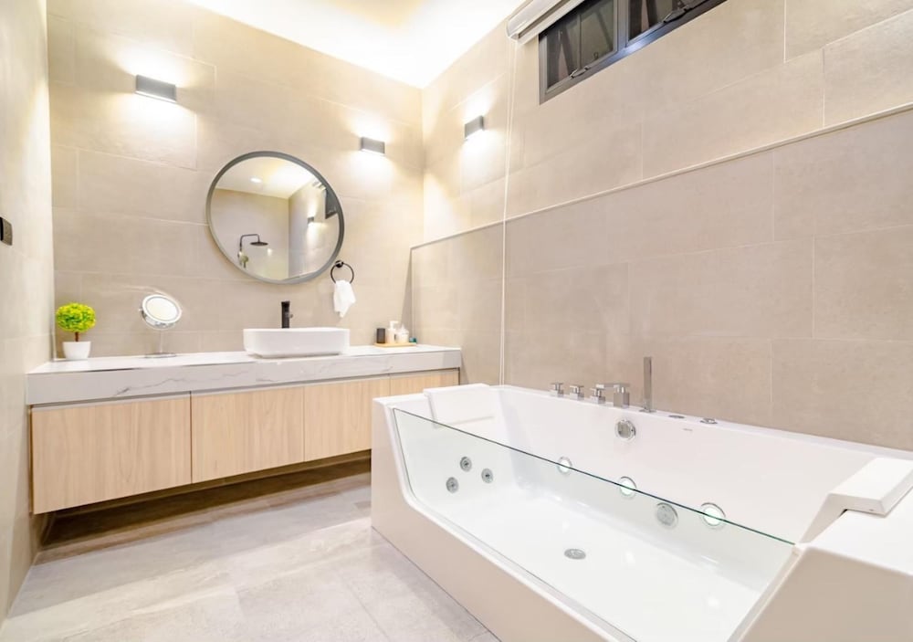 Фото Emmarin Villa