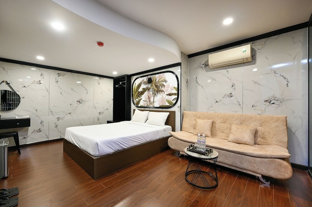 Фото Red Sun Airport Saigon Hotel