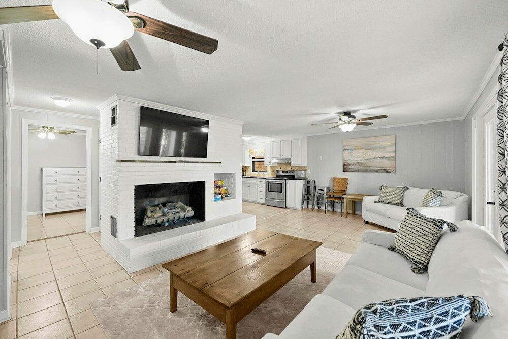 Фото Dock Days by Avantstay Swimming Platform, Dock