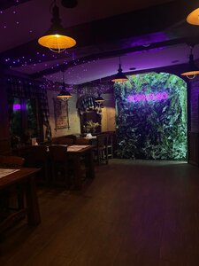 Tornado (Oktyabrskaya ulitsa, 10), bar, pub