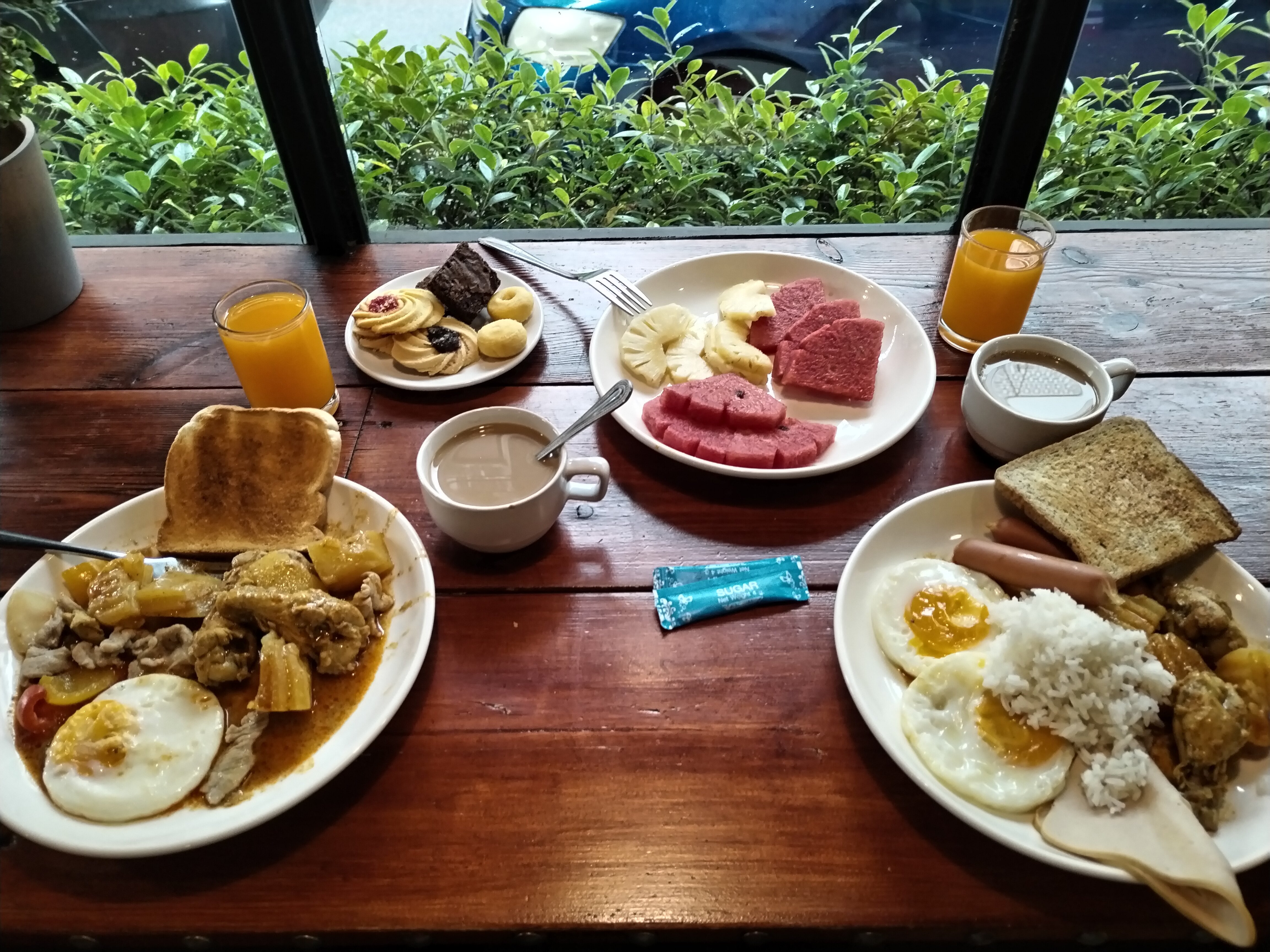 Фото W22 by Burasari