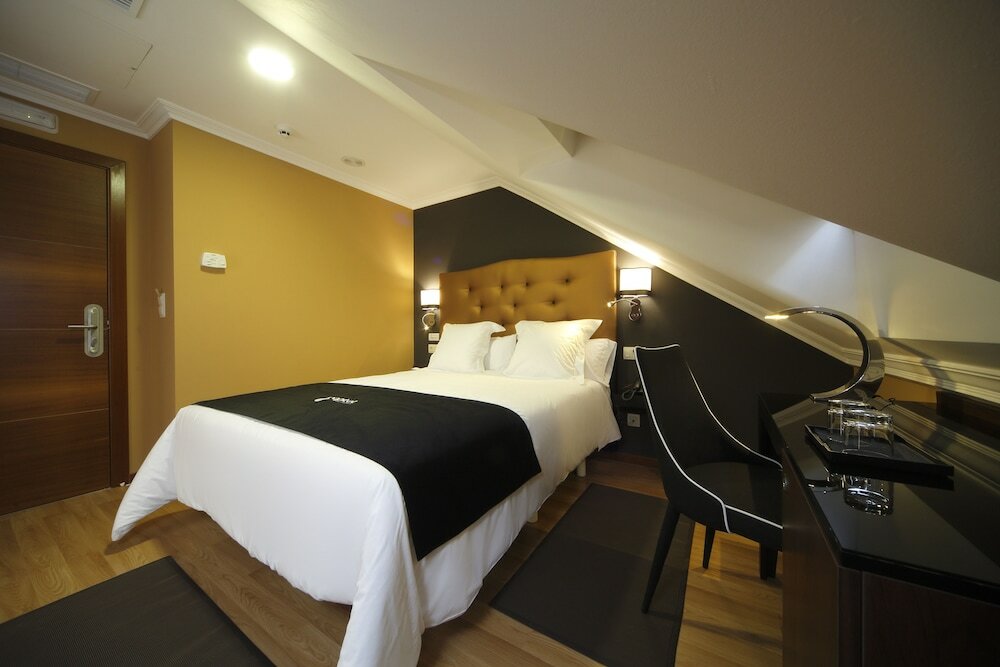 Фото Capitol Boutique Hotel