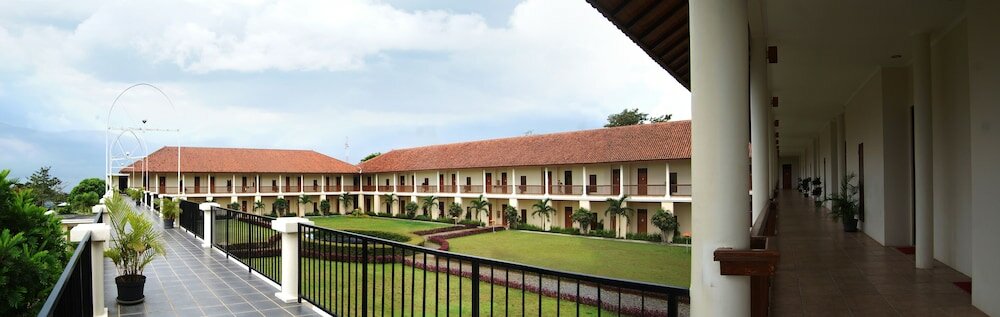 Фото D'Emmerick Salib Putih Hotel Salatiga