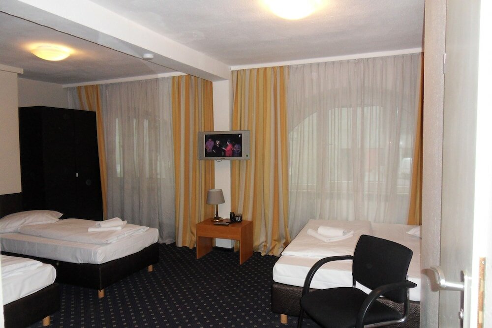 Фото Hotel Carlton