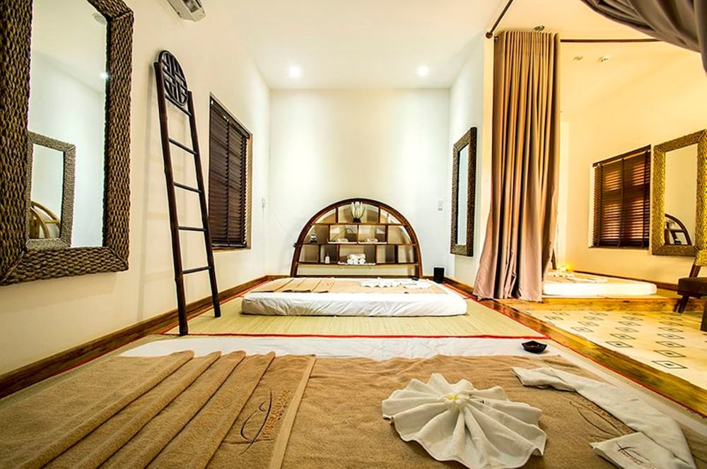 Фото The Island Lodge