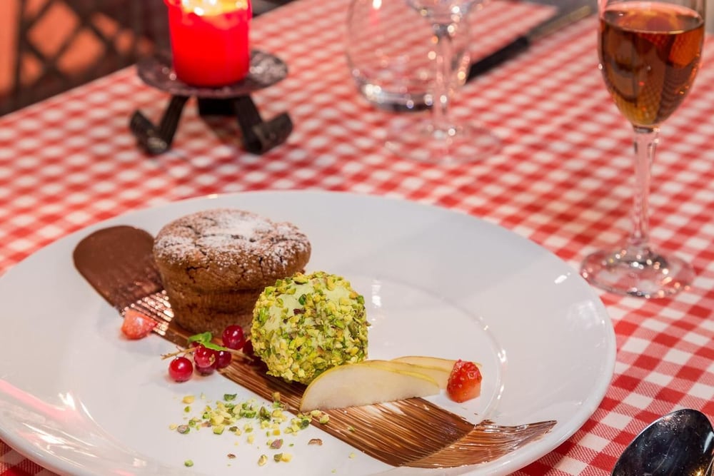 Фото Hotel De La Paix