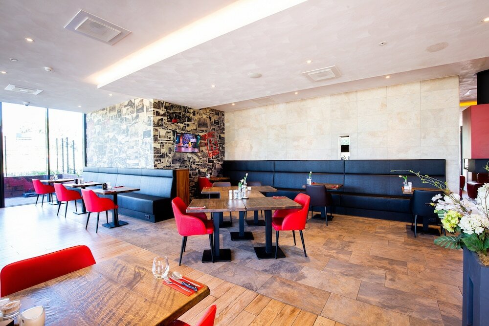 Фото Bastion Hotel Tilburg