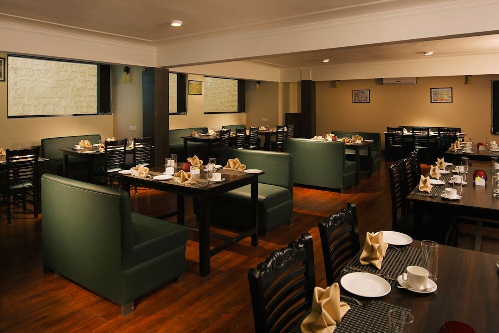 Фото Sterling Nainital