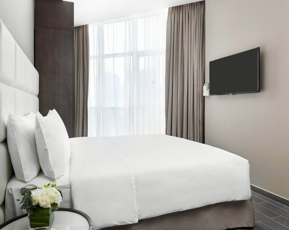 Фото Staybridge Suites - Doha Lusail, an IHG Hotel