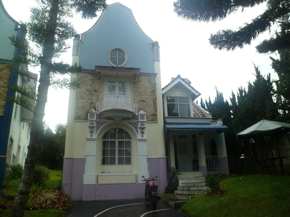 Фото Villa Kota Bunga Aster