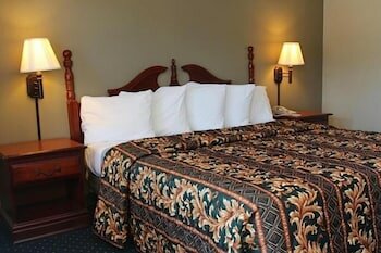 Фото Western Village Inn