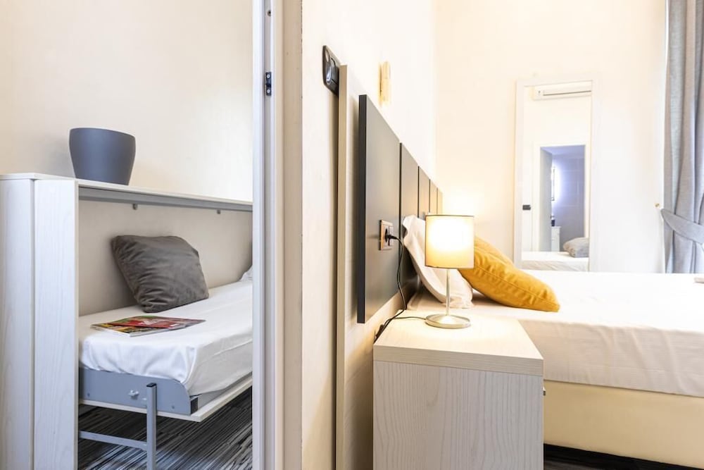 Фото Spagna Boutique Luxury Suites