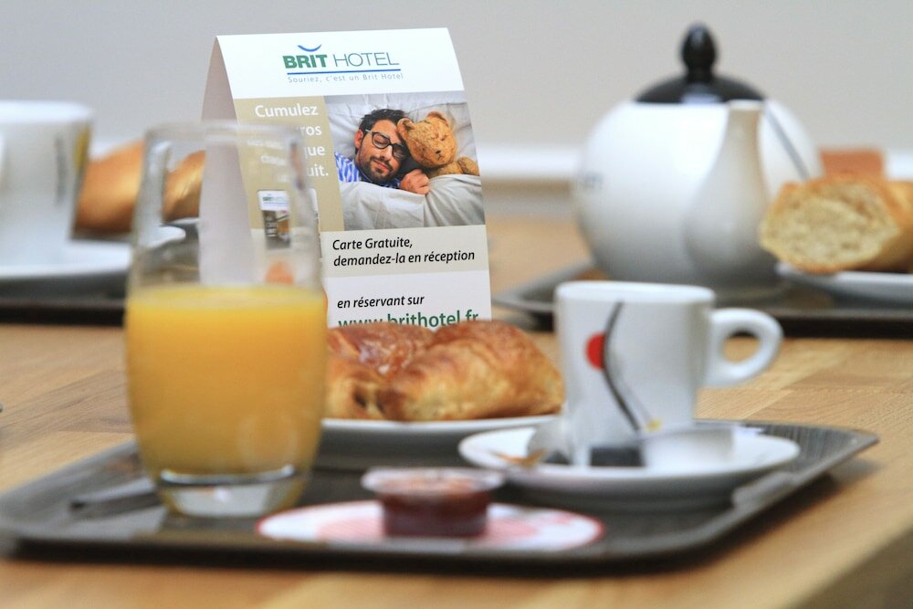 Фото Brit Hotel Calais Hauts de France