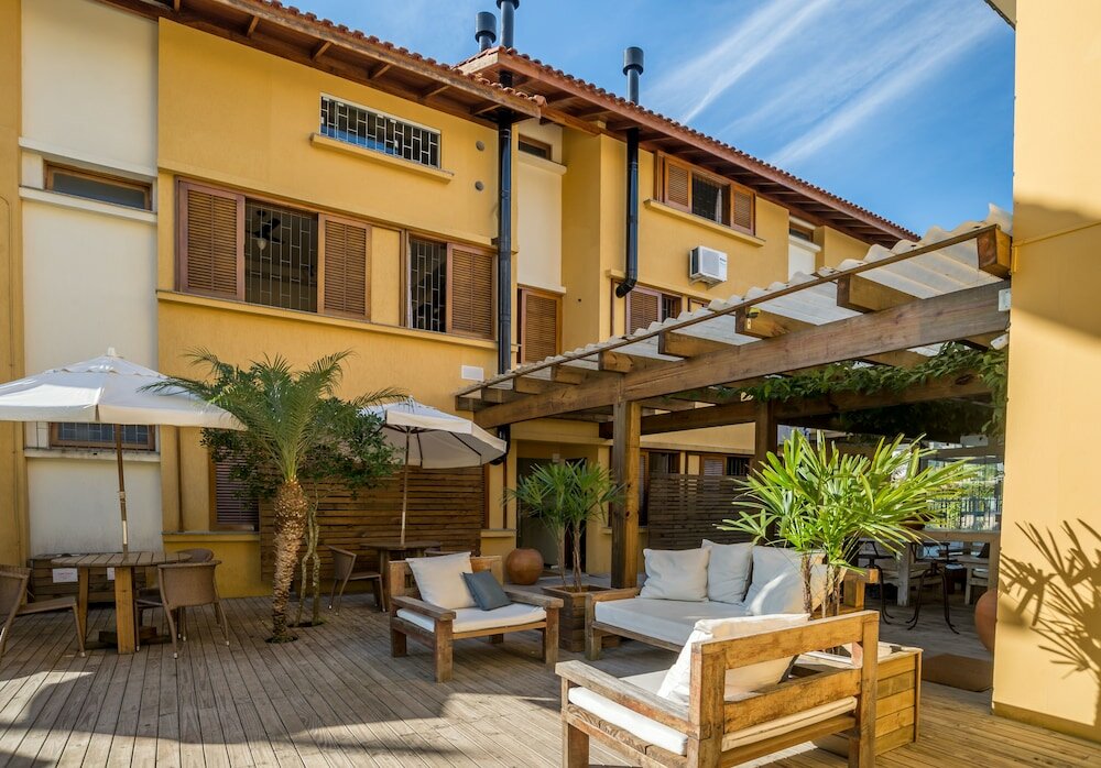 Фото отеля 1