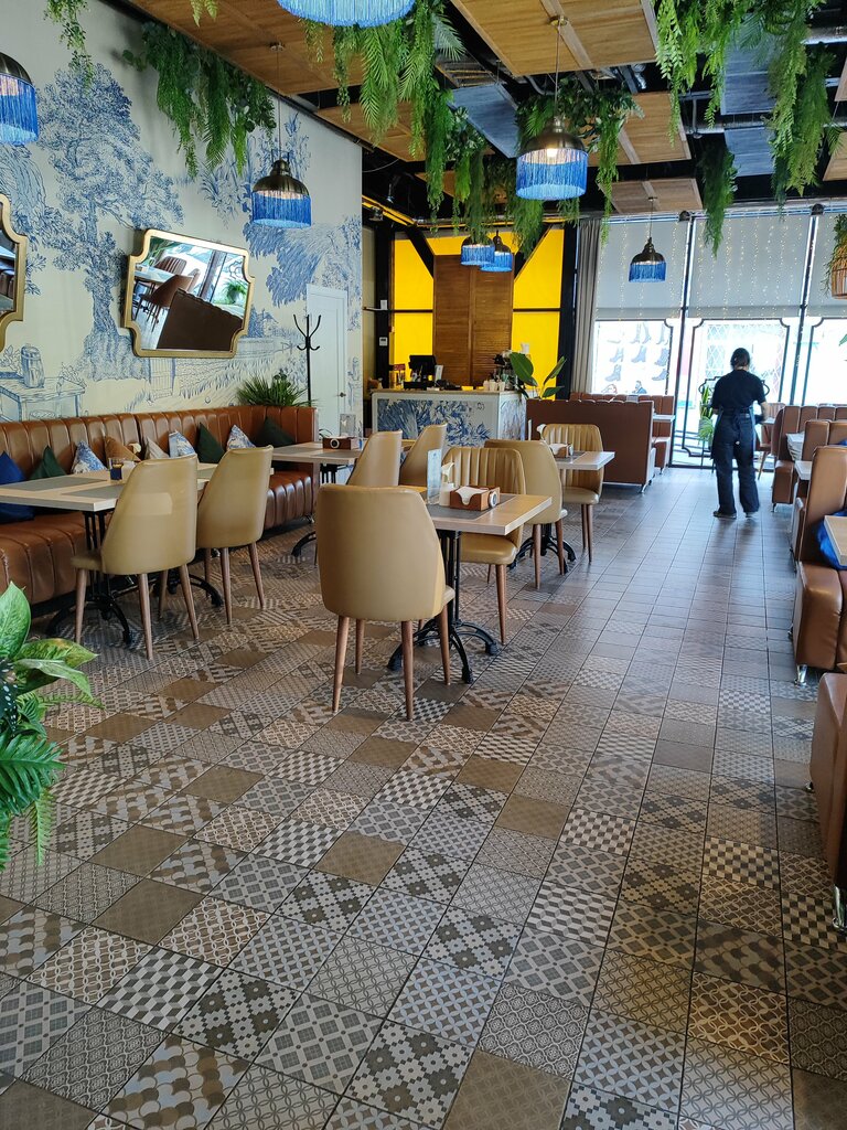 Cafe Chintz, Elista, photo