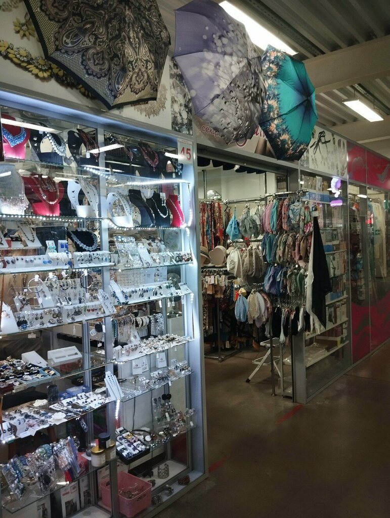 Clothing store Madam, Veliky Novgorod, photo