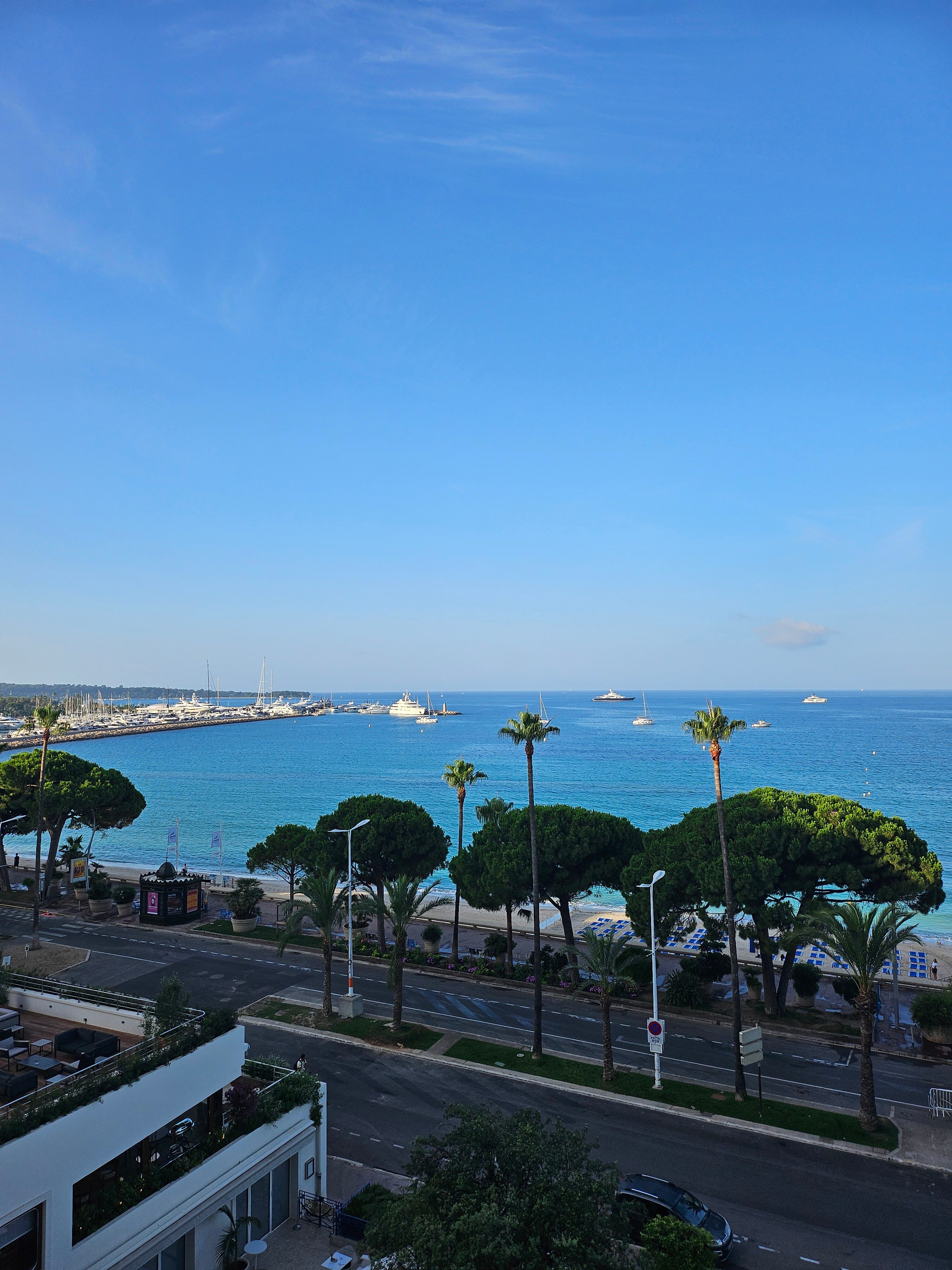 Фото Hotel Martinez