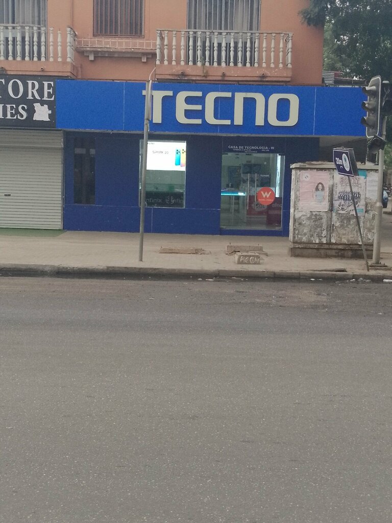 Items for mobile phones Tecno, Loanda, photo