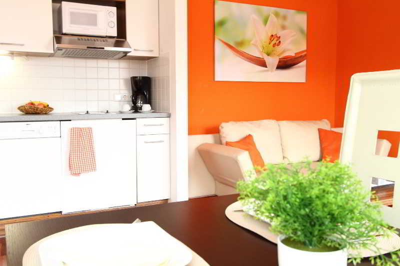 Фото Royal Living Apartments