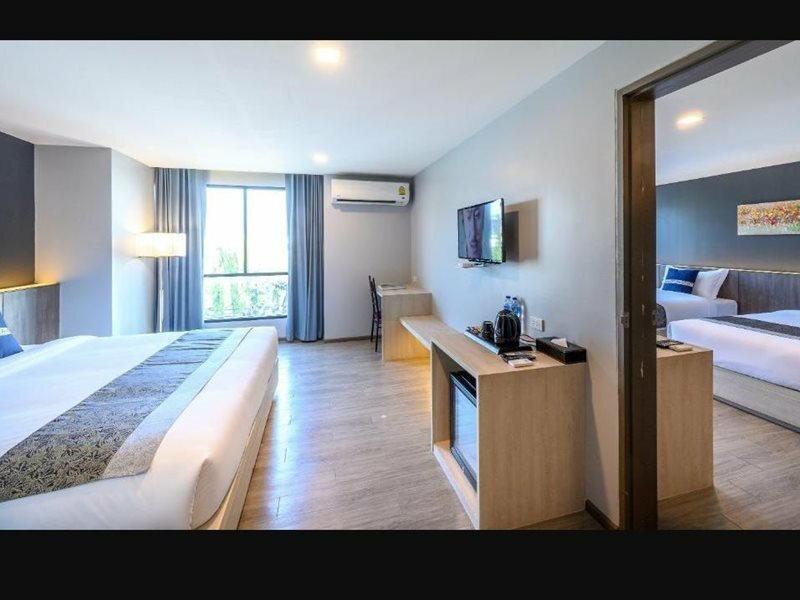 Фото Iwish Hotel