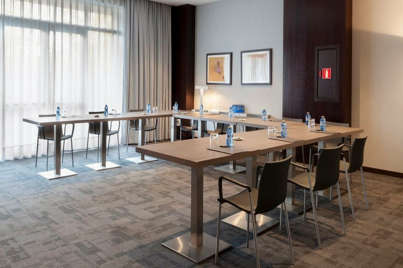 Фото Ac Hotel Coslada Aeropuerto by Marriott