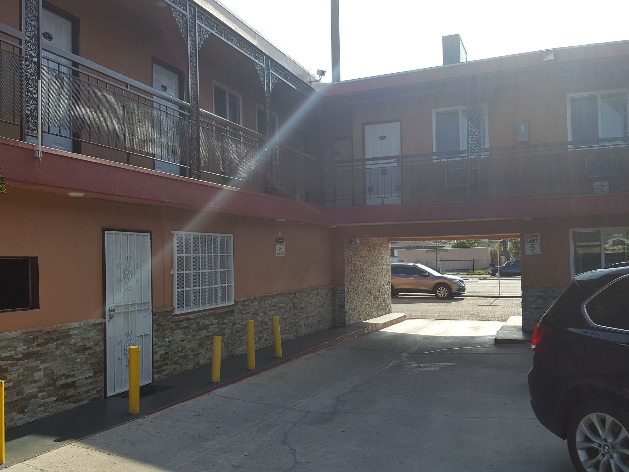 Фото Travel Inn Motel