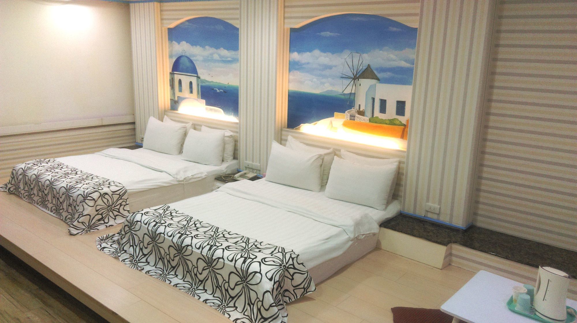 Фото HeYue Hotel