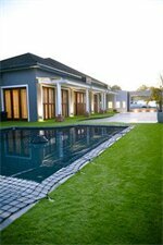 Hotel Two Fat Owls Guesthouse, George, photo