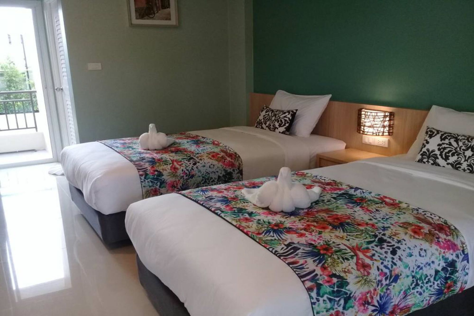 Фото It's Me Keawanong Hotel