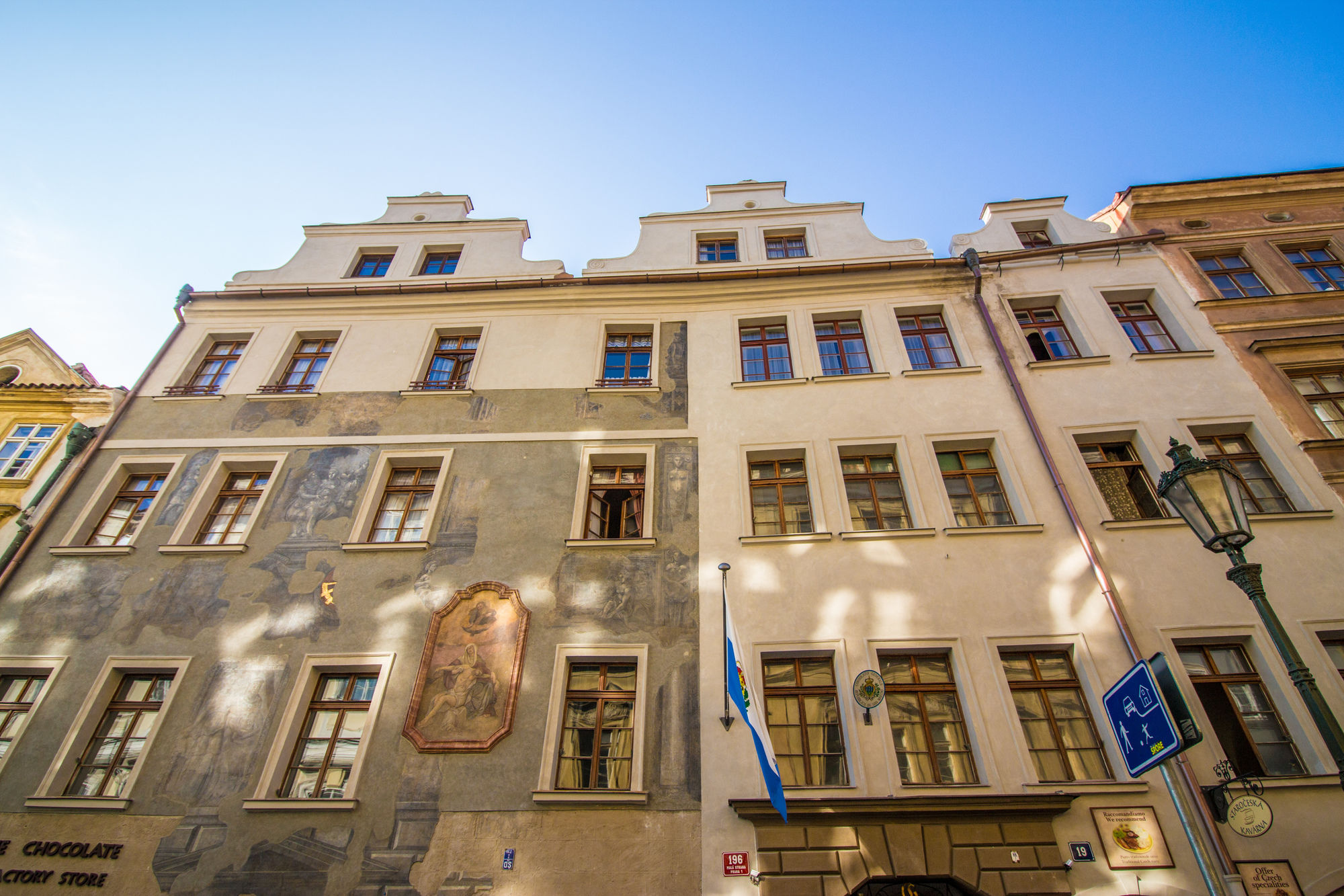 Фото Residence Thunovska 19