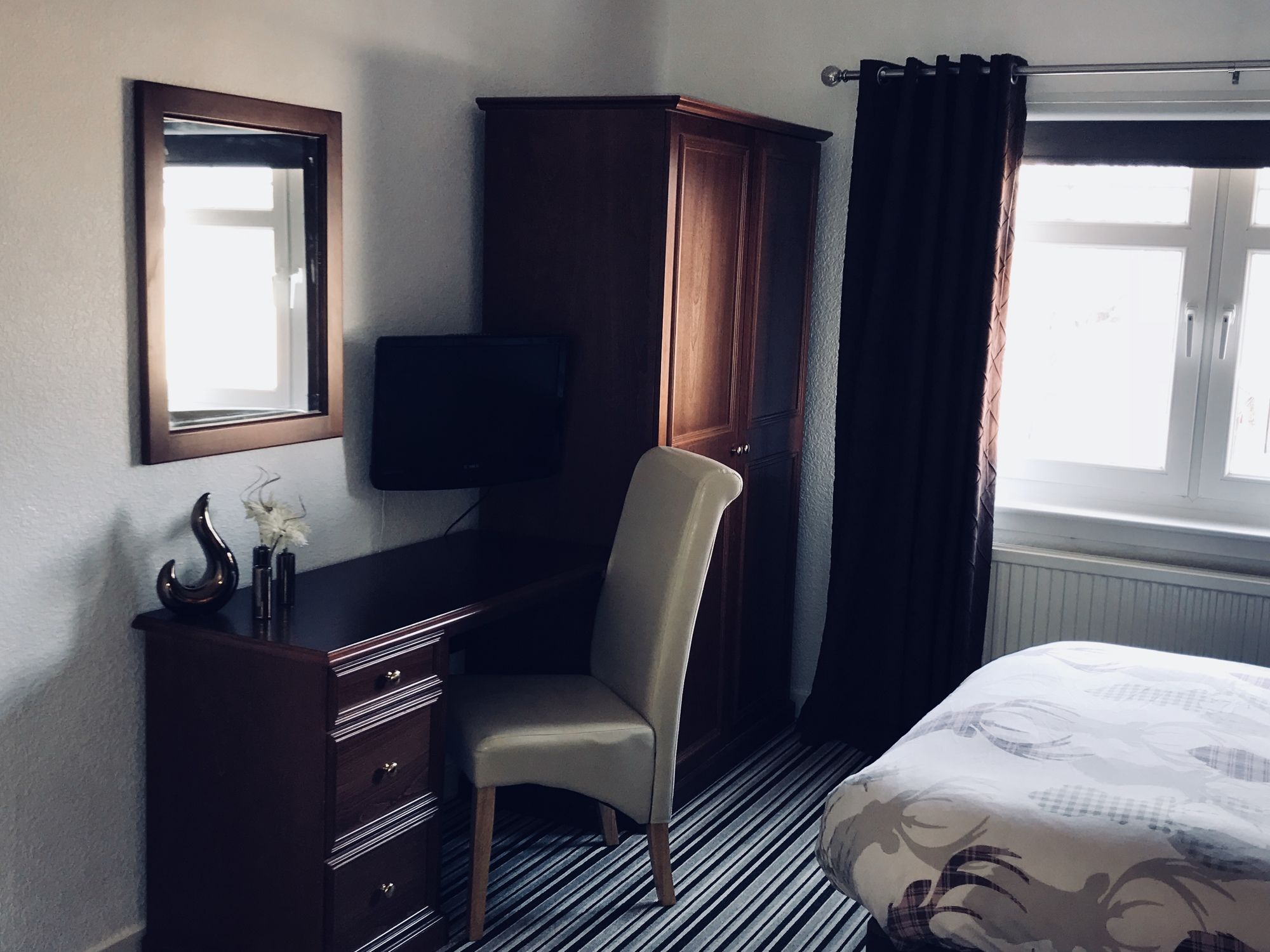 Фото Beechwood Ensuite Guest House