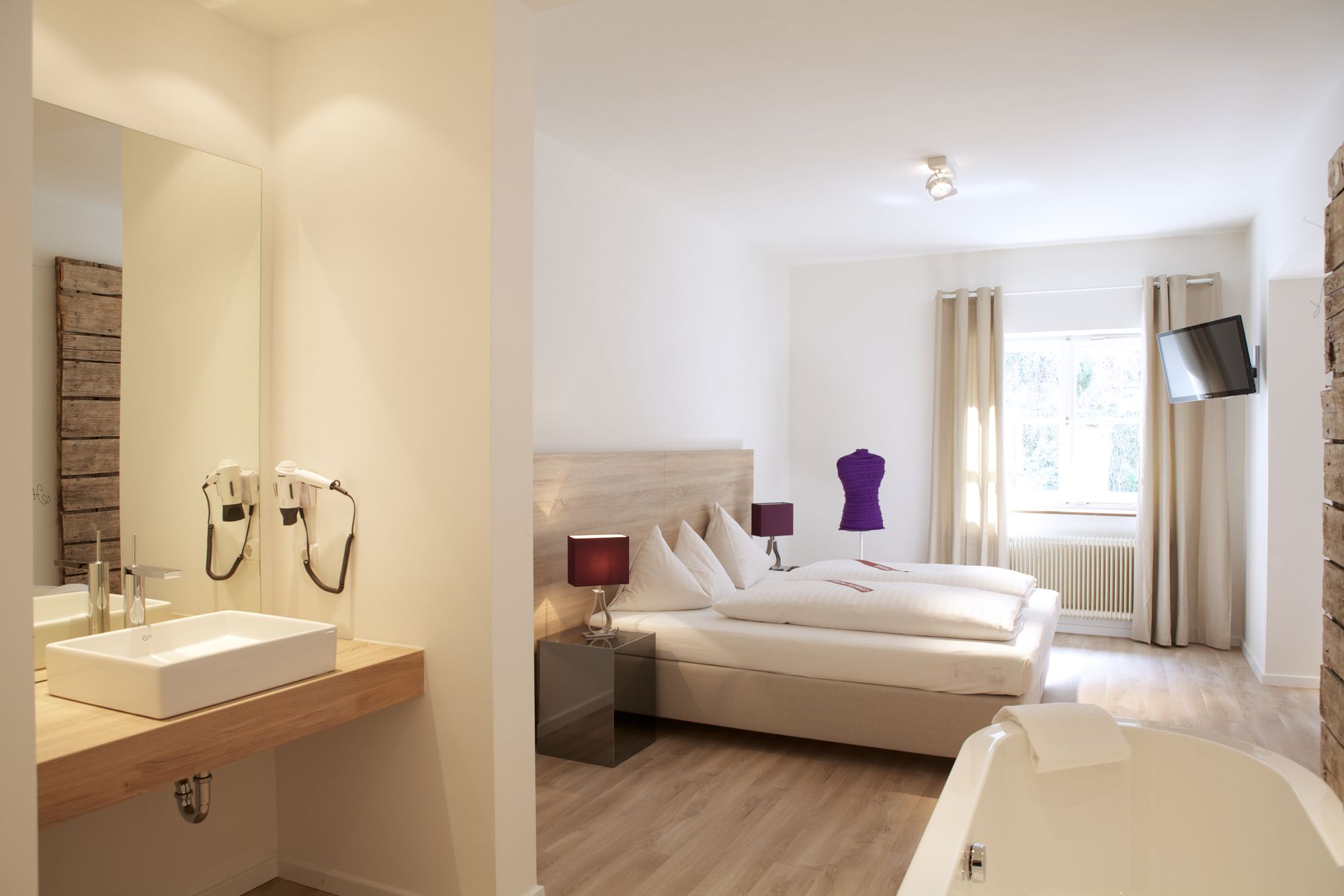 Фото Hotel Krone 1512