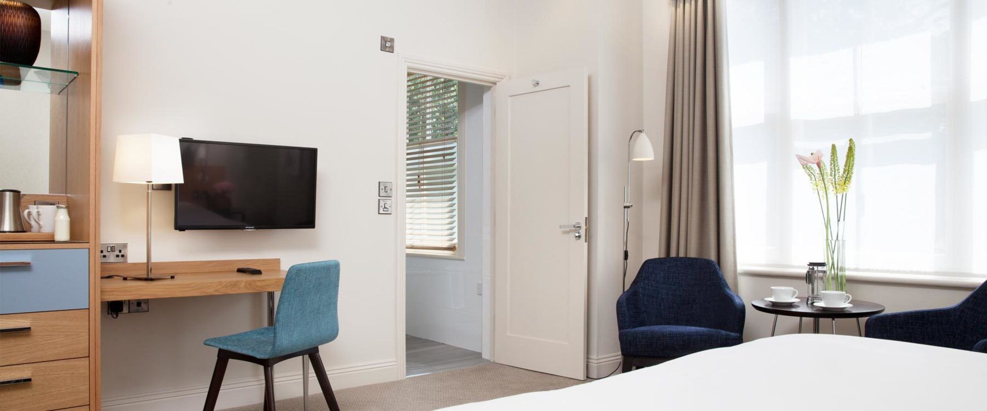 Фото The Orchid Hotel