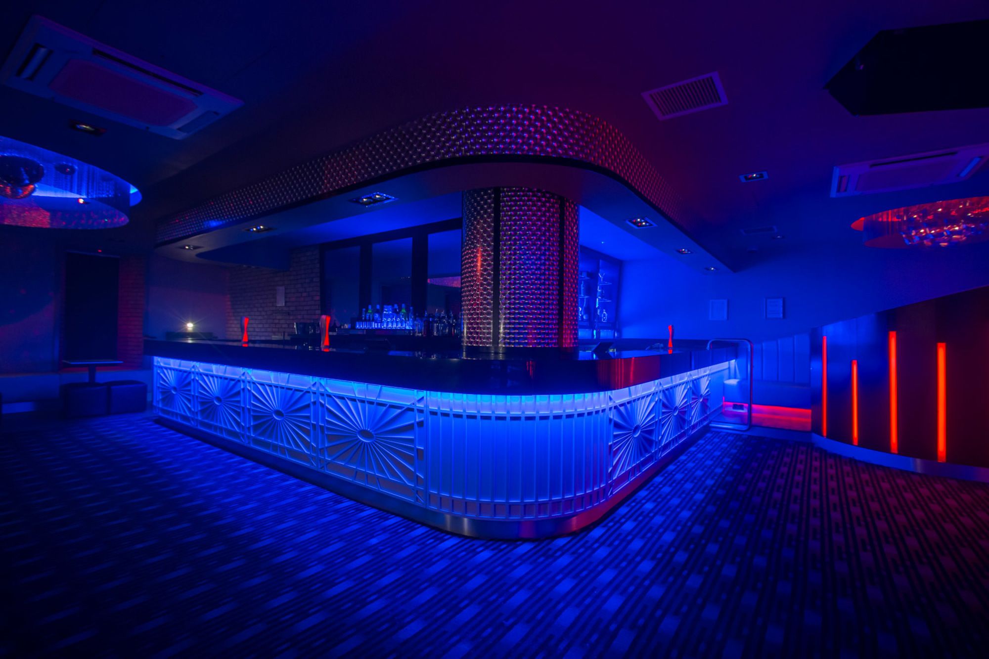 Фото The Commercial Hotel